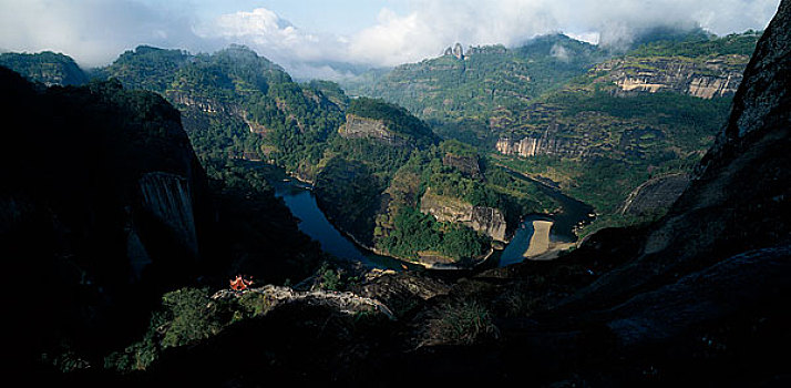 lo rong bạch kim