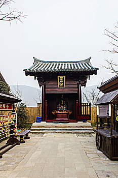 lo khung 3 ngay mien phi